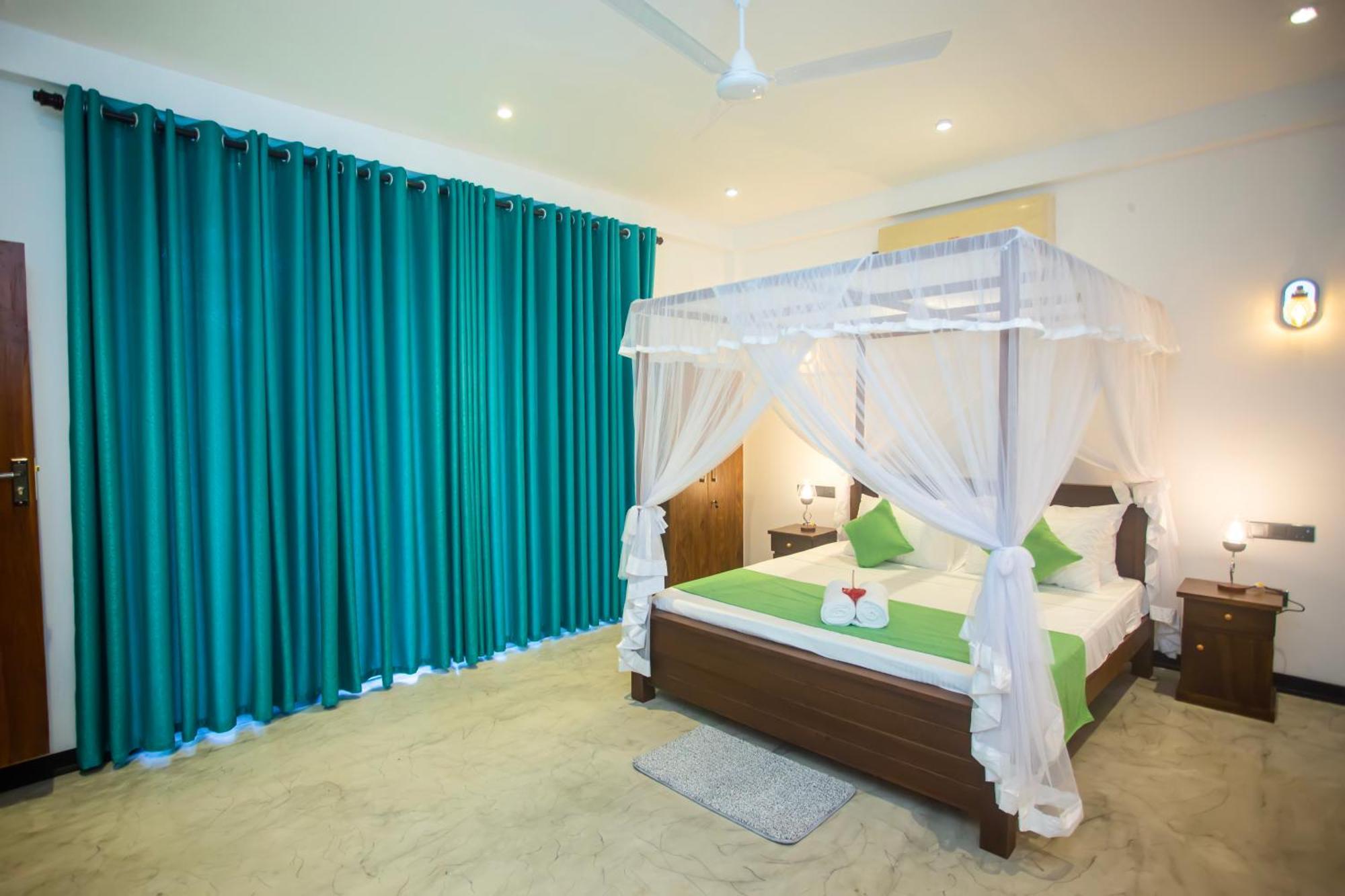 Villa Nine84 Mirissa Матара Екстериор снимка